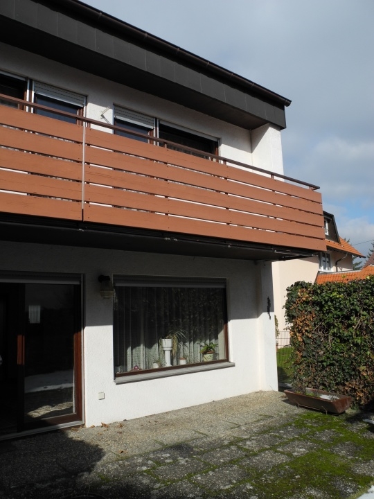 Haus mit S-Bahn-Anbindung. Ein idealer Standpunkt für Berufspendler zum Wohnen und Leben mit Familie