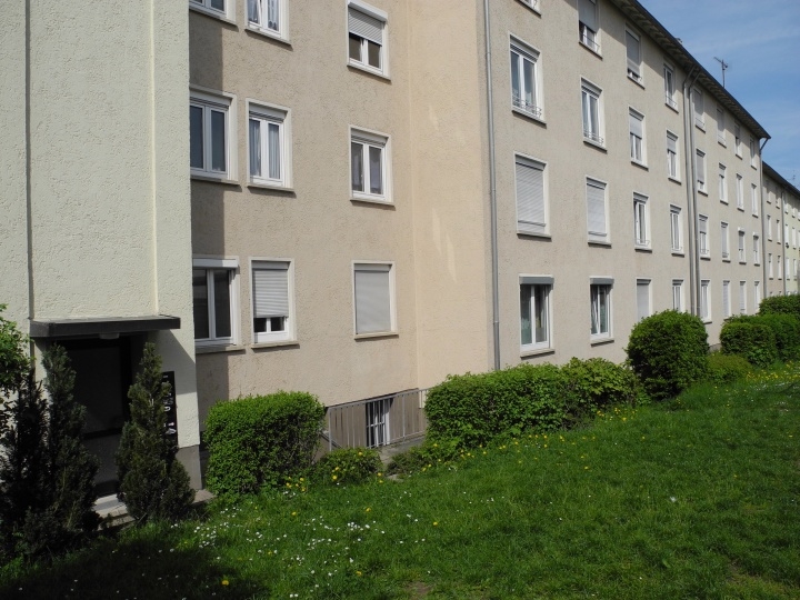 Perfekte Lösung für grosse Familien! 2 Wohnungen auf einer Ebene, 2 Bäder, 4 Schlafzimmer, gr. Küche