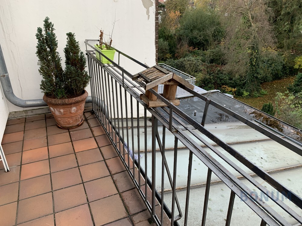 Wohnen im wunderschönen Geteviertel // stilvolle u. hochwertige Altbauwohnung mit Balkon und Blick - Foto 2