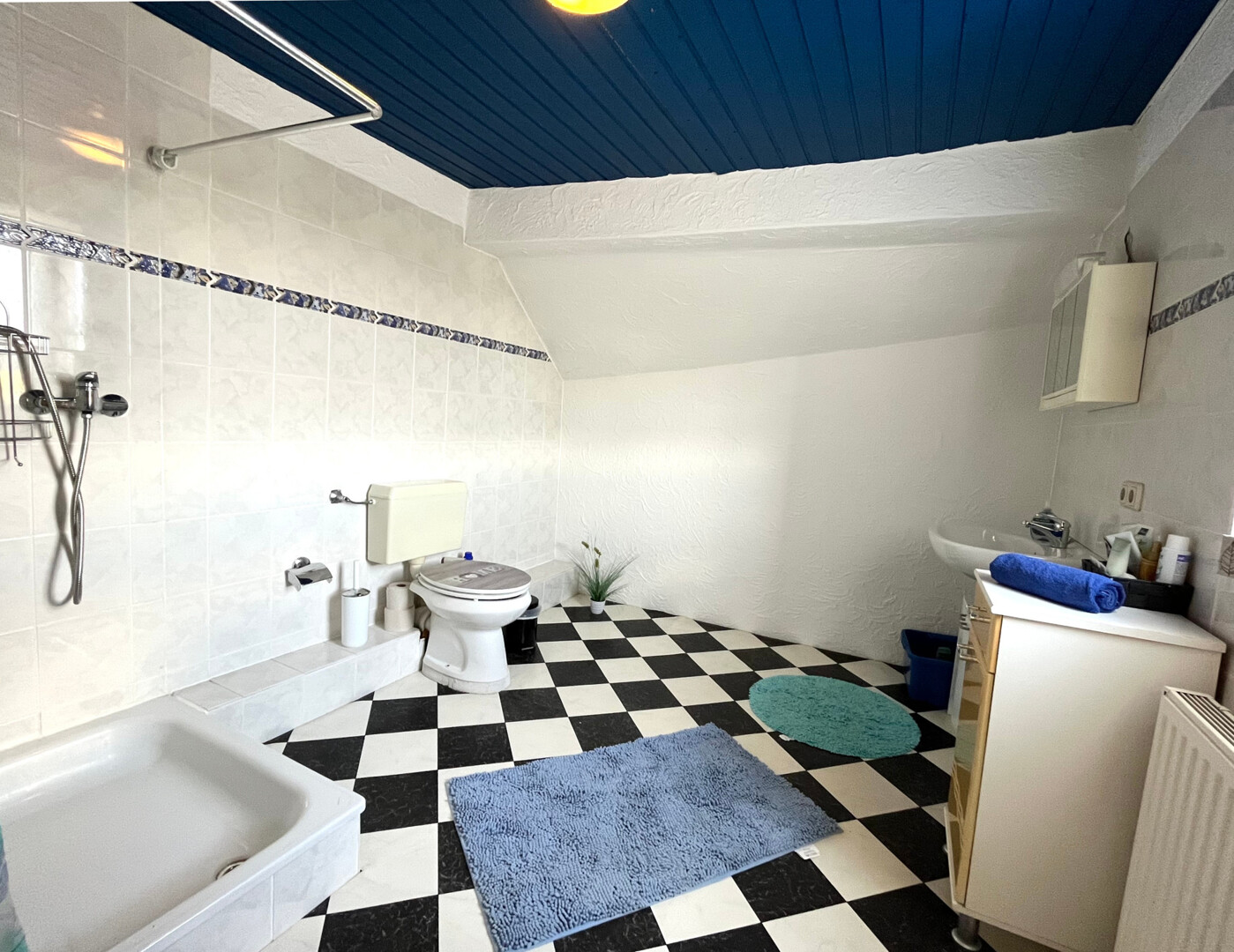 Badezimmer DG