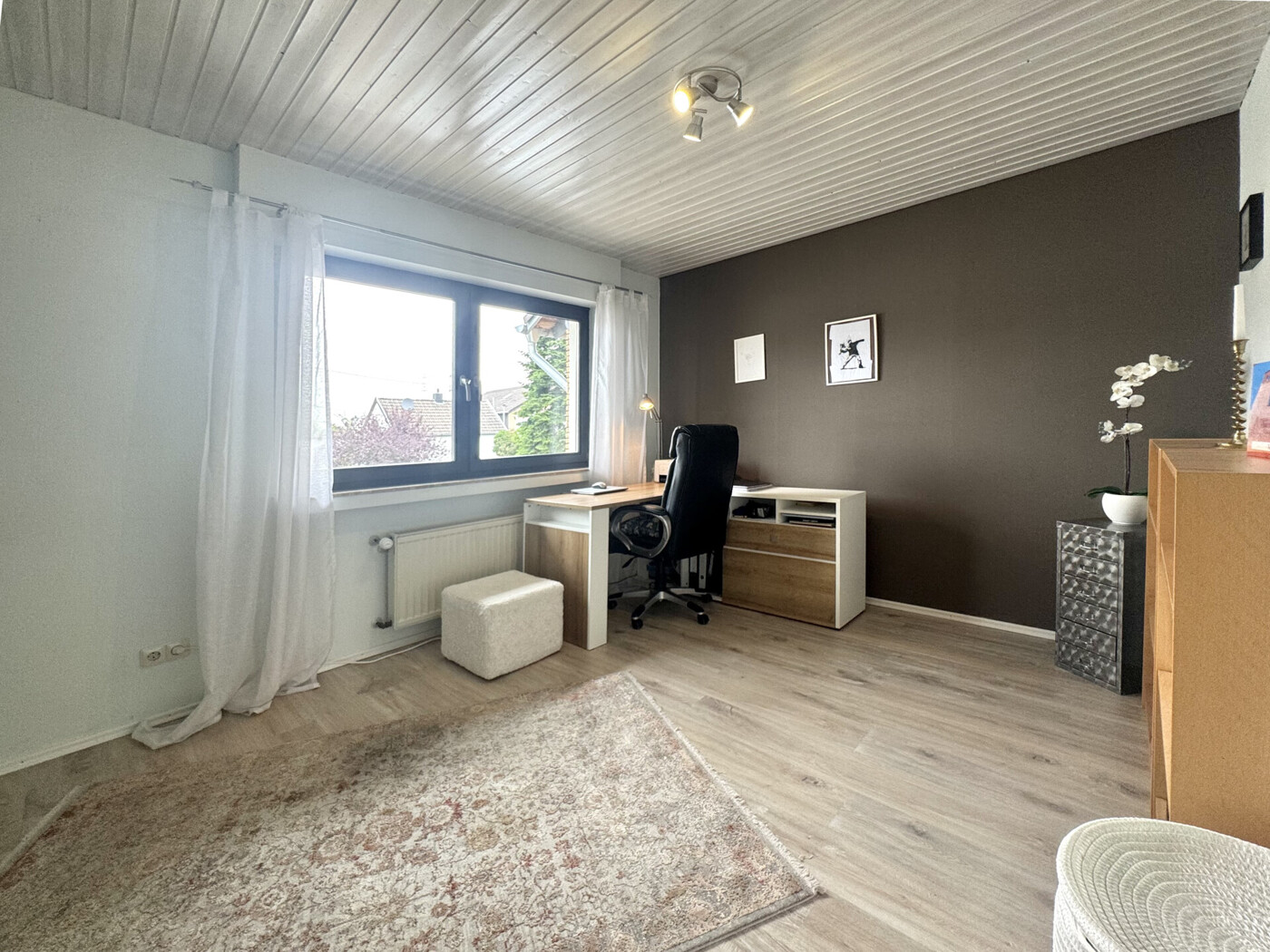 Schlafzimmer III