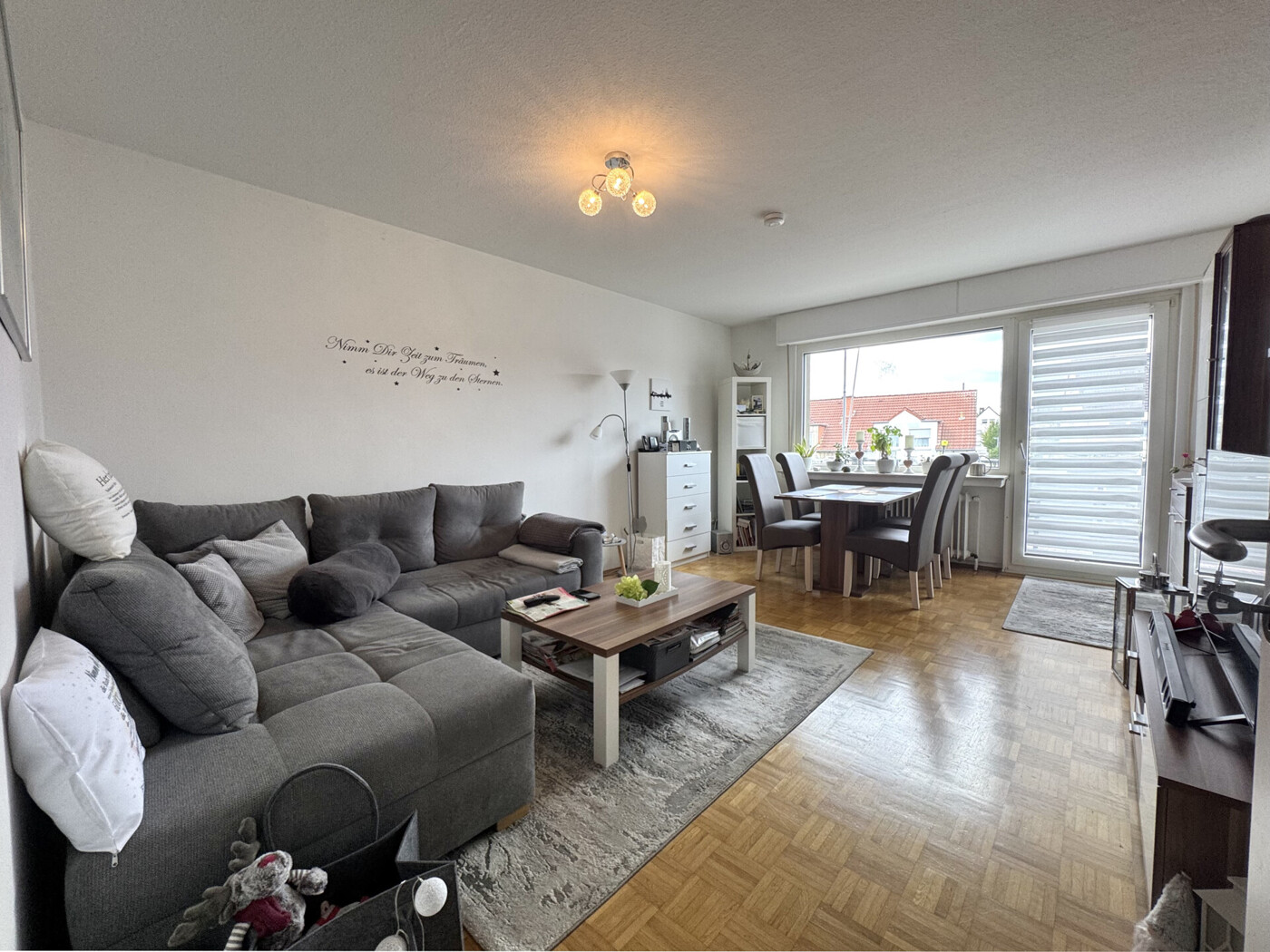 Wohnzimmer 1. OG rechts