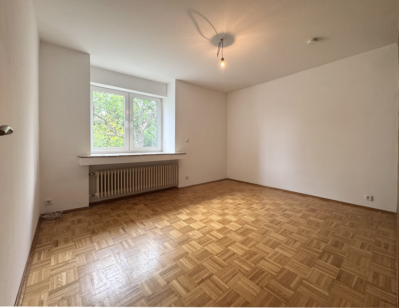 Schlafzimmer I EG