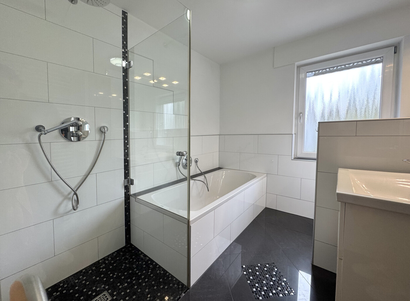 Badezimmer EG