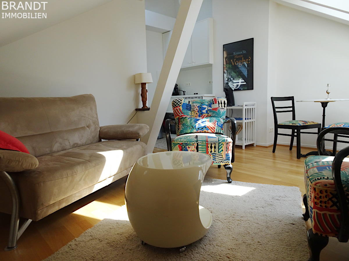 Charmante Single-Einliegerwohnung / 60 m² - ruhige Lage in einer Doppelhaushälfte in HH-Othmarschen! - Photo 3