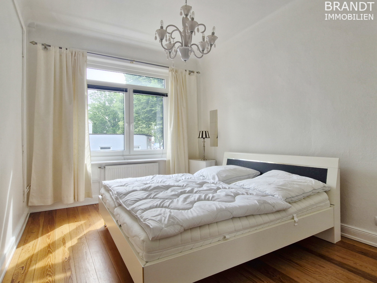Helle, komplett möblierte 2-Zimmer-Wohnung mit Balkon und PKW-Stellplatz in HH-Bramfeld! - Foto 3