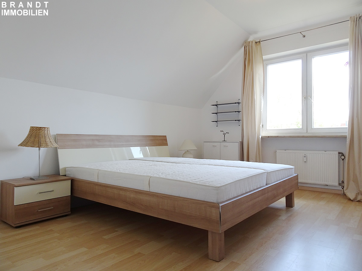 Toplage Ottensen! Moderne 2 1/2 Zimmer-Wohnung mit Balkon in sehr ruhiger Lage.... - Foto 3