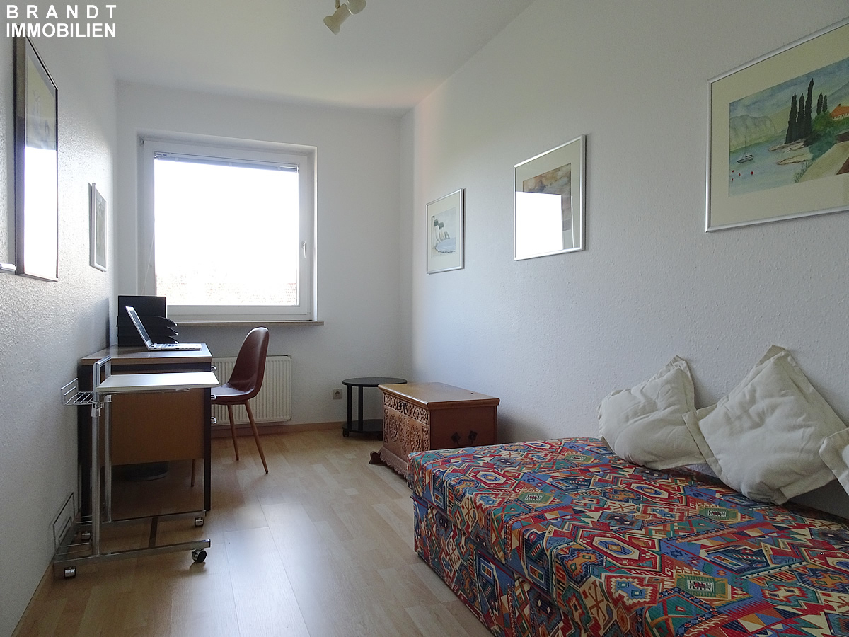 Toplage Ottensen! Moderne 2 1/2 Zimmer-Wohnung mit Balkon in sehr ruhiger Lage.... - Foto 4