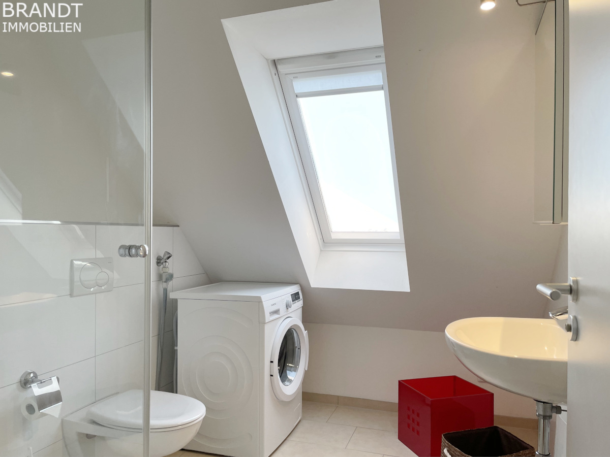 Modernes Dachgeschoss! 1-Zimmer-Wohnung/42 m² mit Spitzboden (Schlafbereich) in HH-Barmbek Nord... - Photo 5