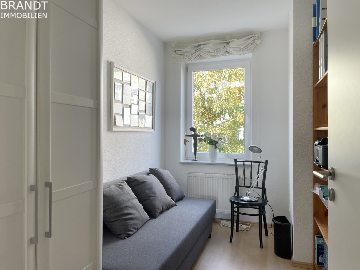 73 m² mit moderner Möblierung, Fahrstuhl und großem Balkon in HH-Stellingen (Grenze Eimsbüttel)... - Foto 3