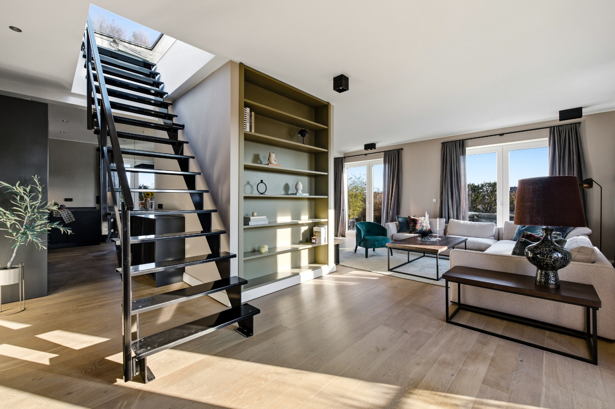 Modernes Penthouse mit Lift, Kamin, 2 Terrassen, 2 Bädern & Blick zum Fernsehturm in HH-Rotherbaum! - Foto 3