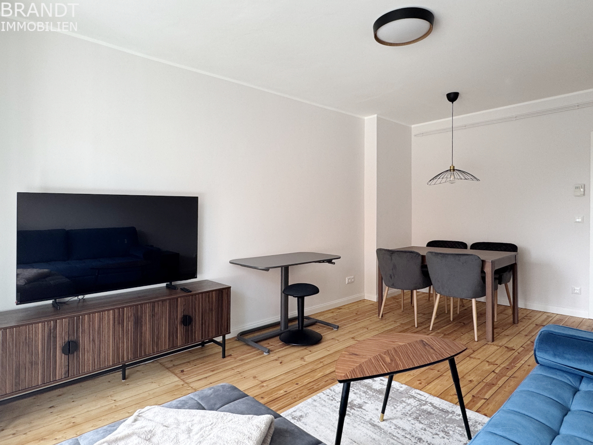 ERSTBEZUG NACH SANIERUNG in HH-Winterhude! Moderne 2-Zi./56 m neu möbliert - inkl. Reinigungsservice - Foto 1