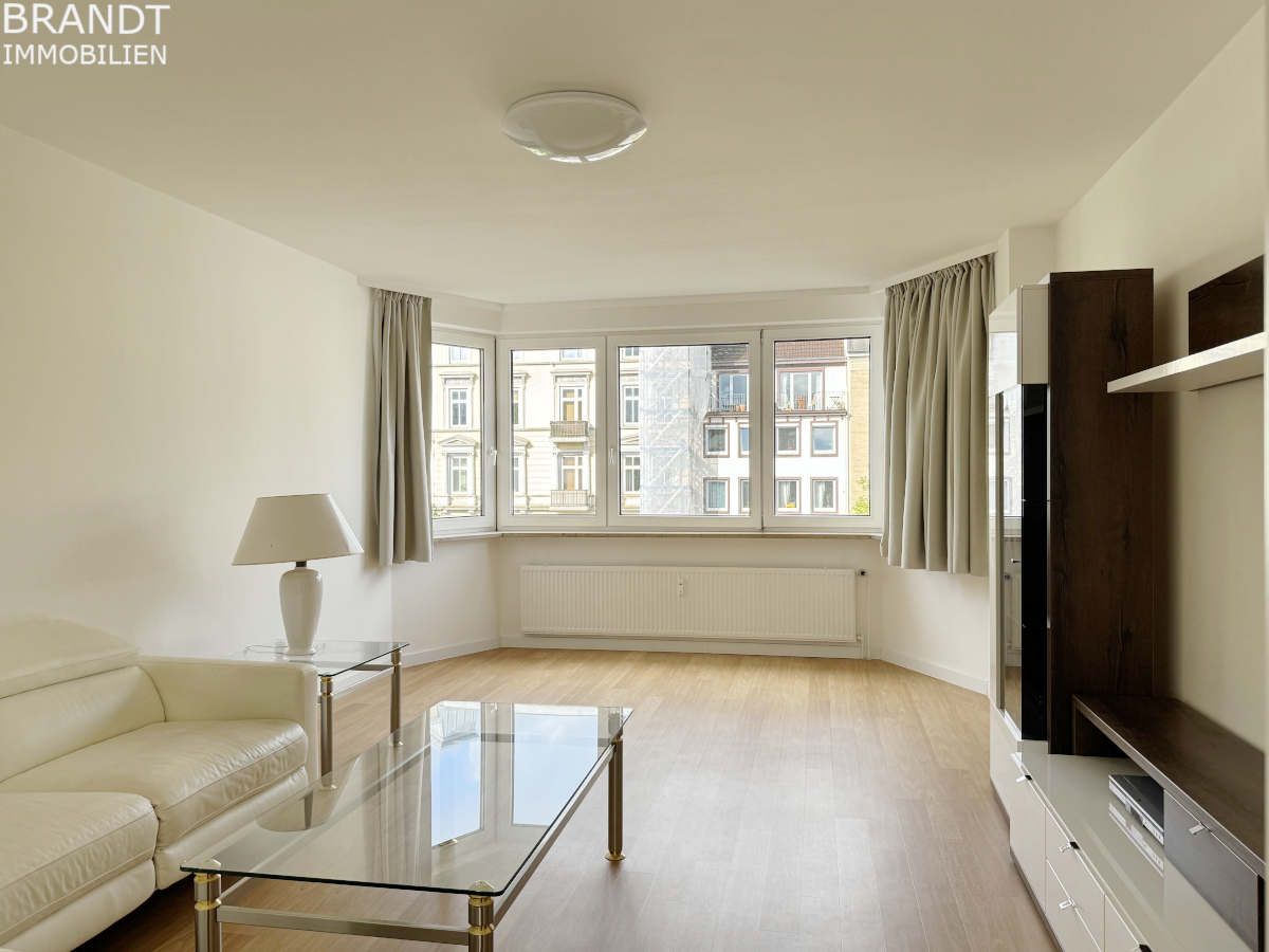Top Lage mit 3 Schlafzimmer, Balkon, Lift, Tiefgarage in HH-Rotherbaum! - Foto 3