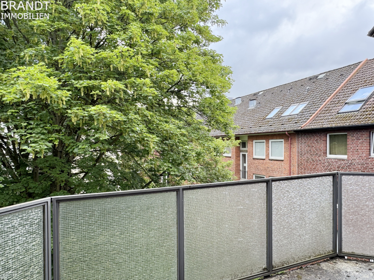 Top Lage mit 3 Schlafzimmer, Balkon, Lift, Tiefgarage in HH-Rotherbaum! - Foto 4