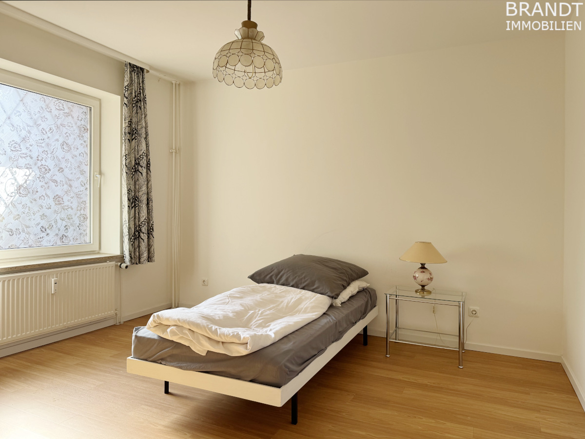 Top Lage mit 3 Schlafzimmer, Balkon, Lift, Tiefgarage in HH-Rotherbaum! - Foto 4