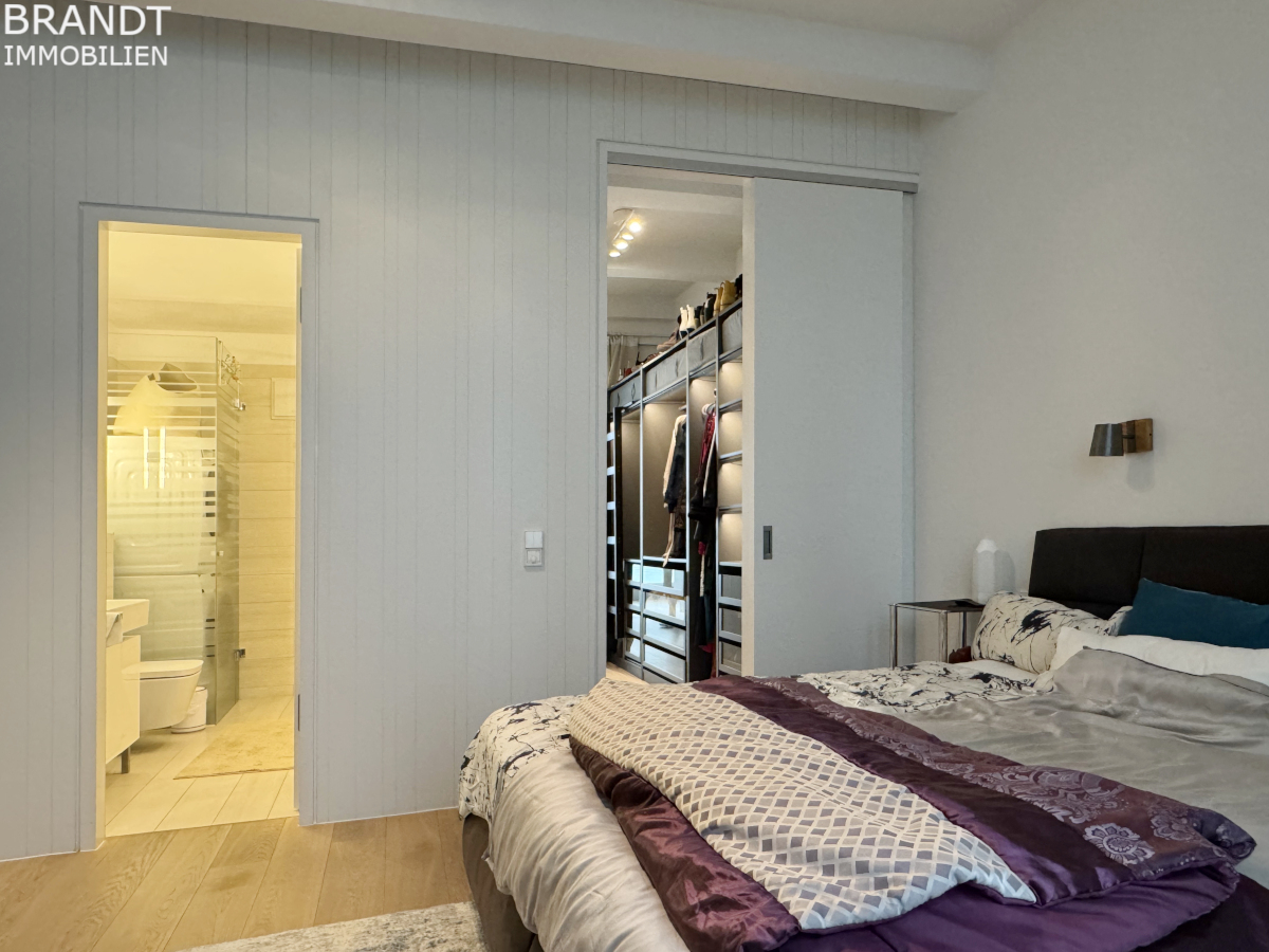 Exklusive Loftwohnung mit Tiefgarage in bester Altstadtlage nahe Rathausmarkt! - Photo 4