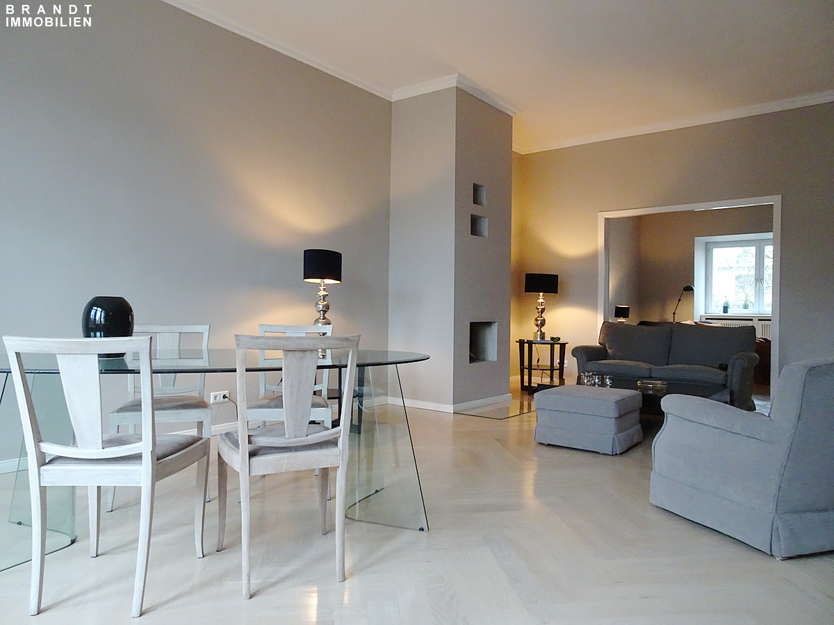 Top-Ausstattung - 110 m² in Alster-Lage/Winterhude in einer Altbauvilla in der Gellertstraße! - Photo 1