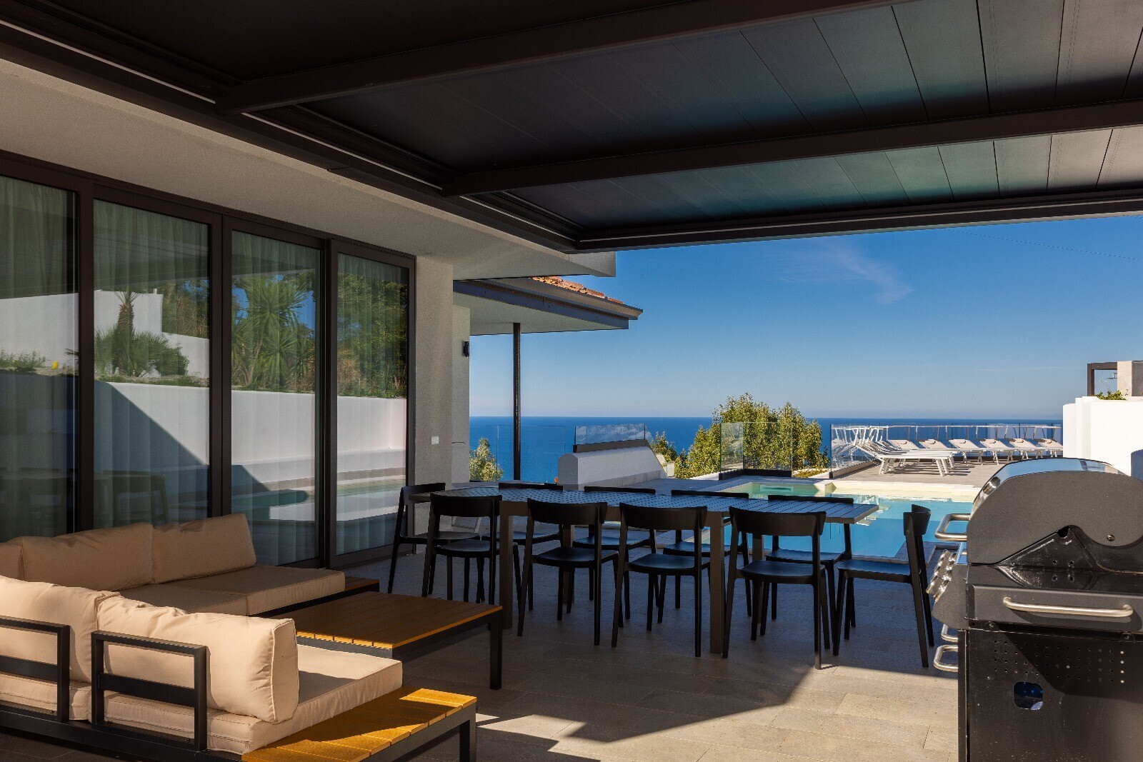 8b0b561d-59dd-4b91-b5c6-636e852f55bf