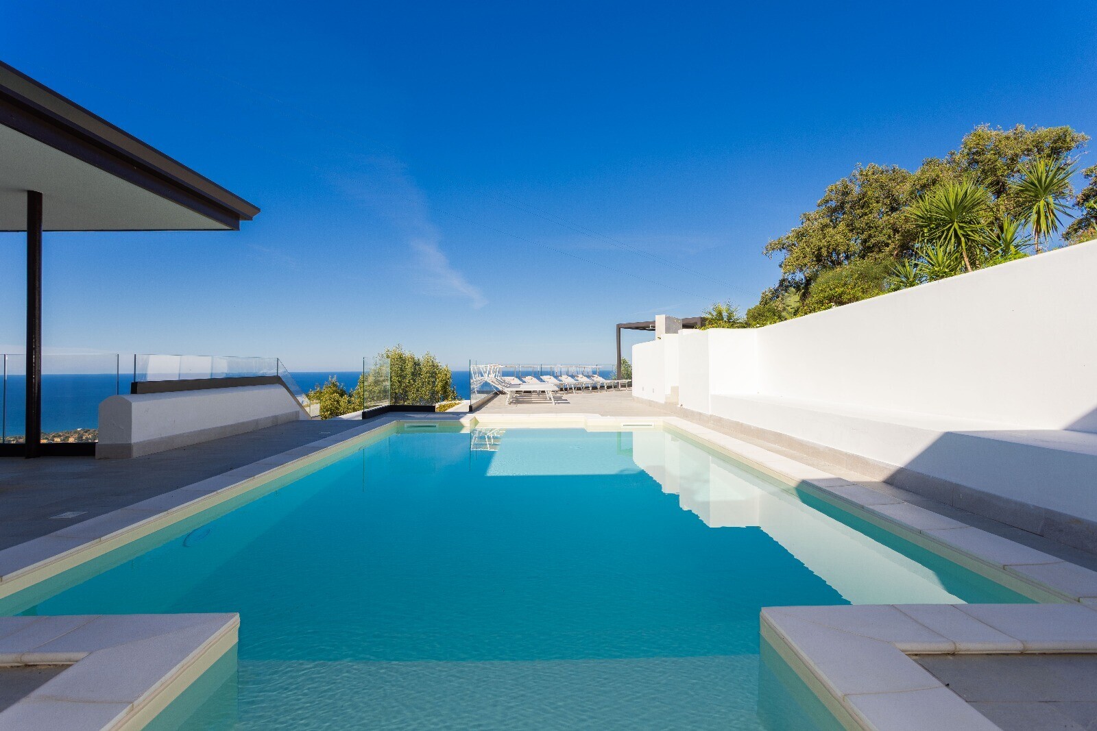 330f01a7-484c-4651-8eb0-e72b6185dd77