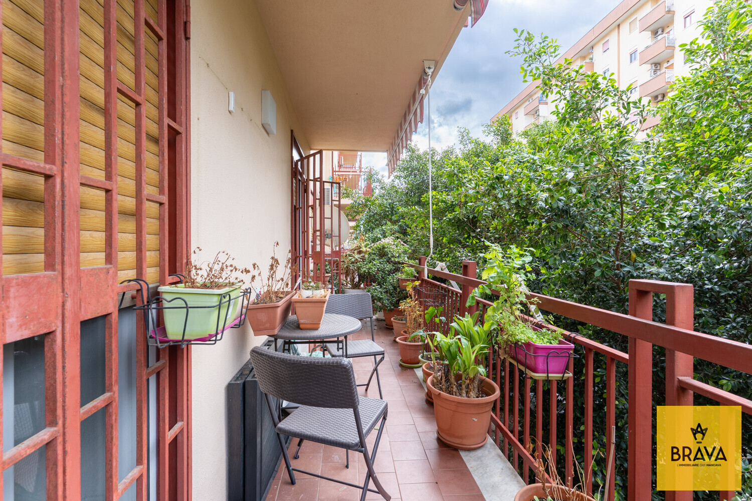 A.L.C. Via Eugenio L'Emiro 23-12