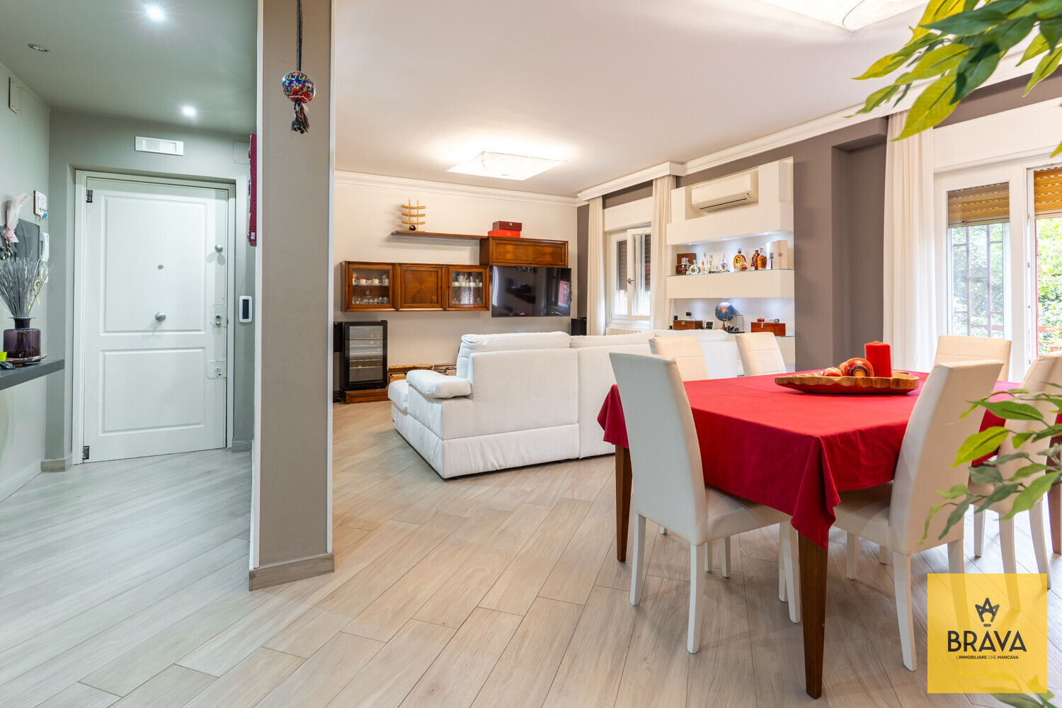 A.L.C. Via Eugenio L'Emiro 23-8