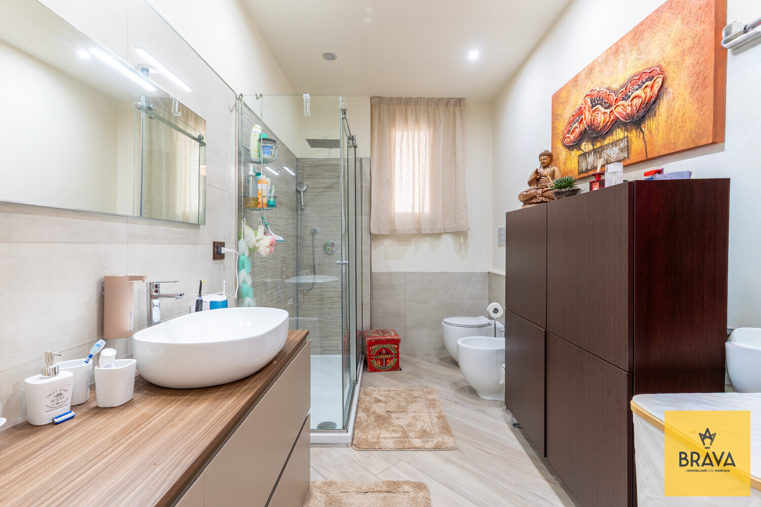 A.L.C. Via Eugenio L'Emiro 23-18