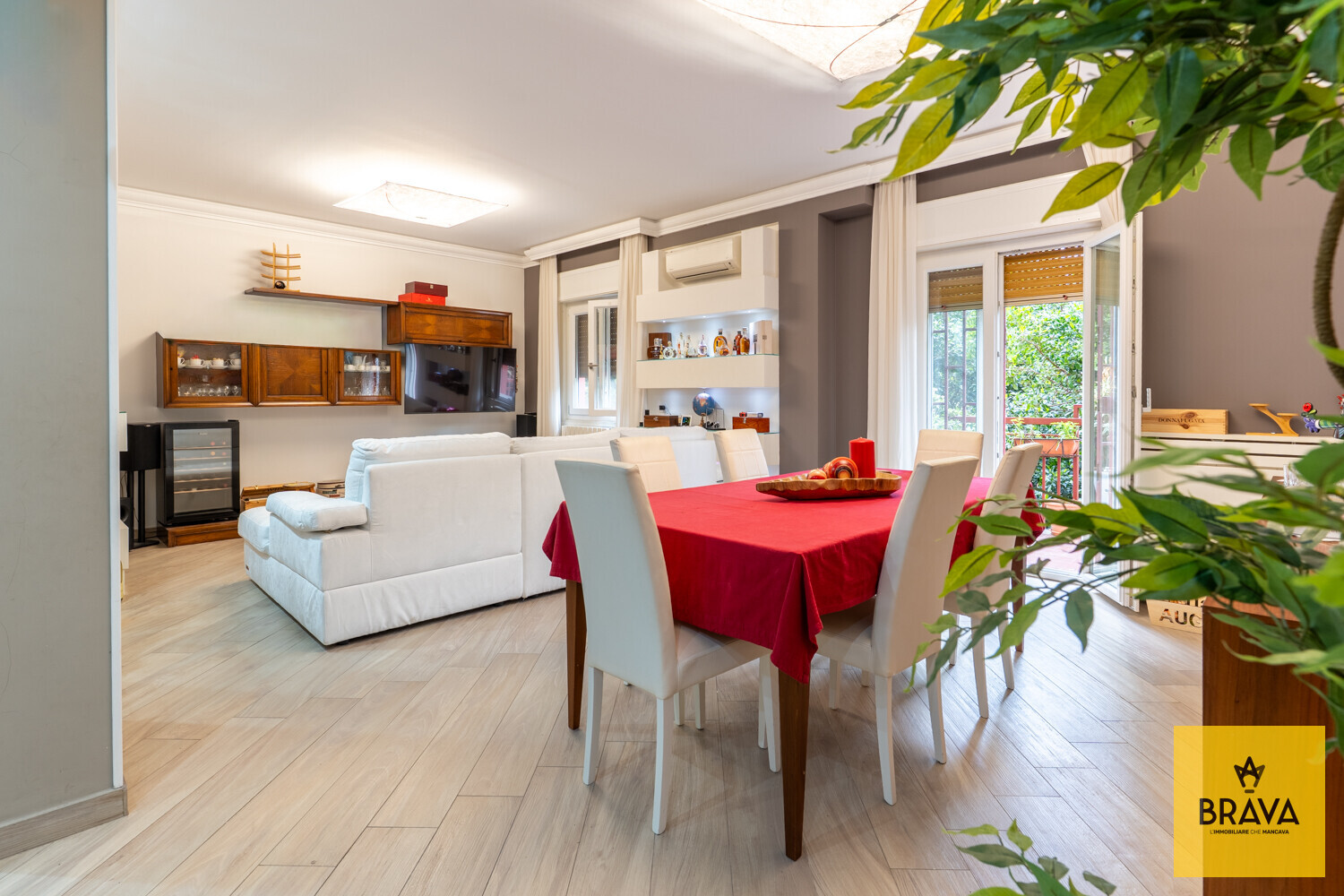 A.L.C. Via Eugenio L'Emiro 23-7