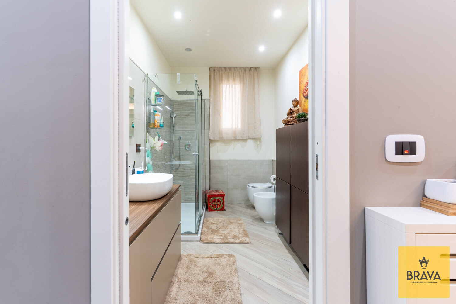 A.L.C. Via Eugenio L'Emiro 23-17