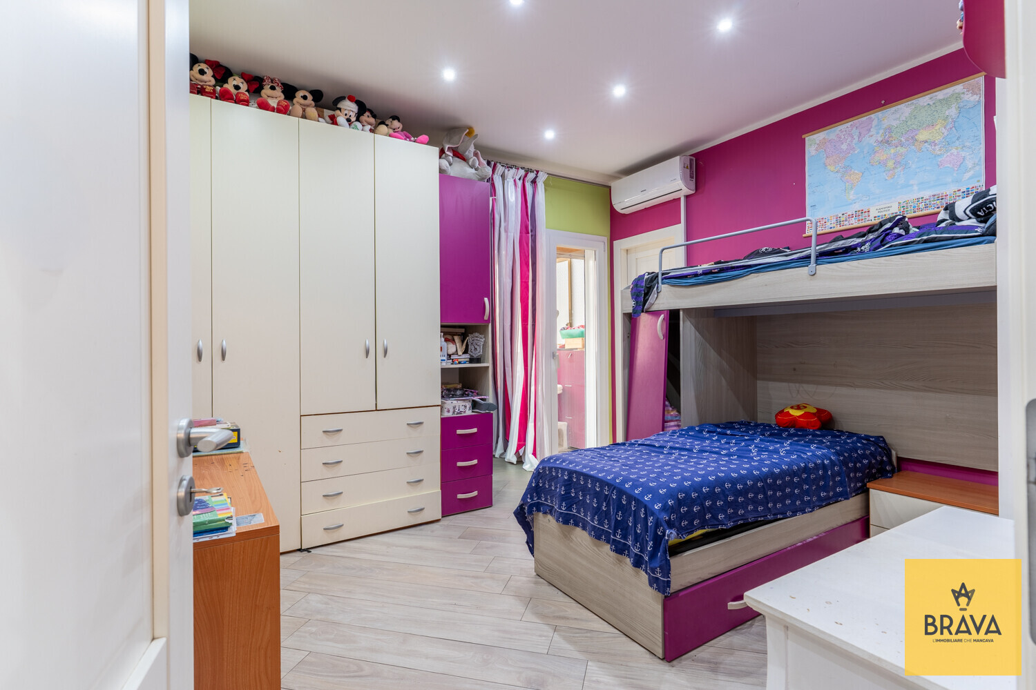 A.L.C. Via Eugenio L'Emiro 23-13