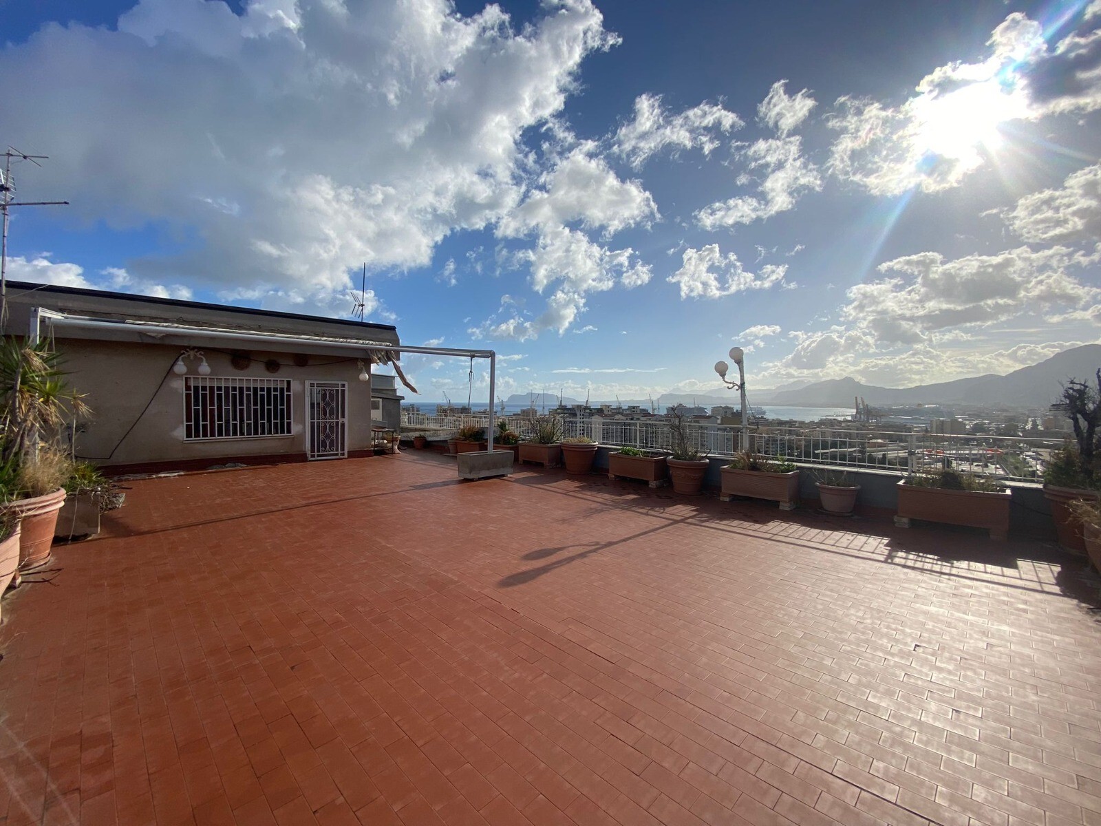 WhatsApp Image 2023-03-21 at 11.42.39