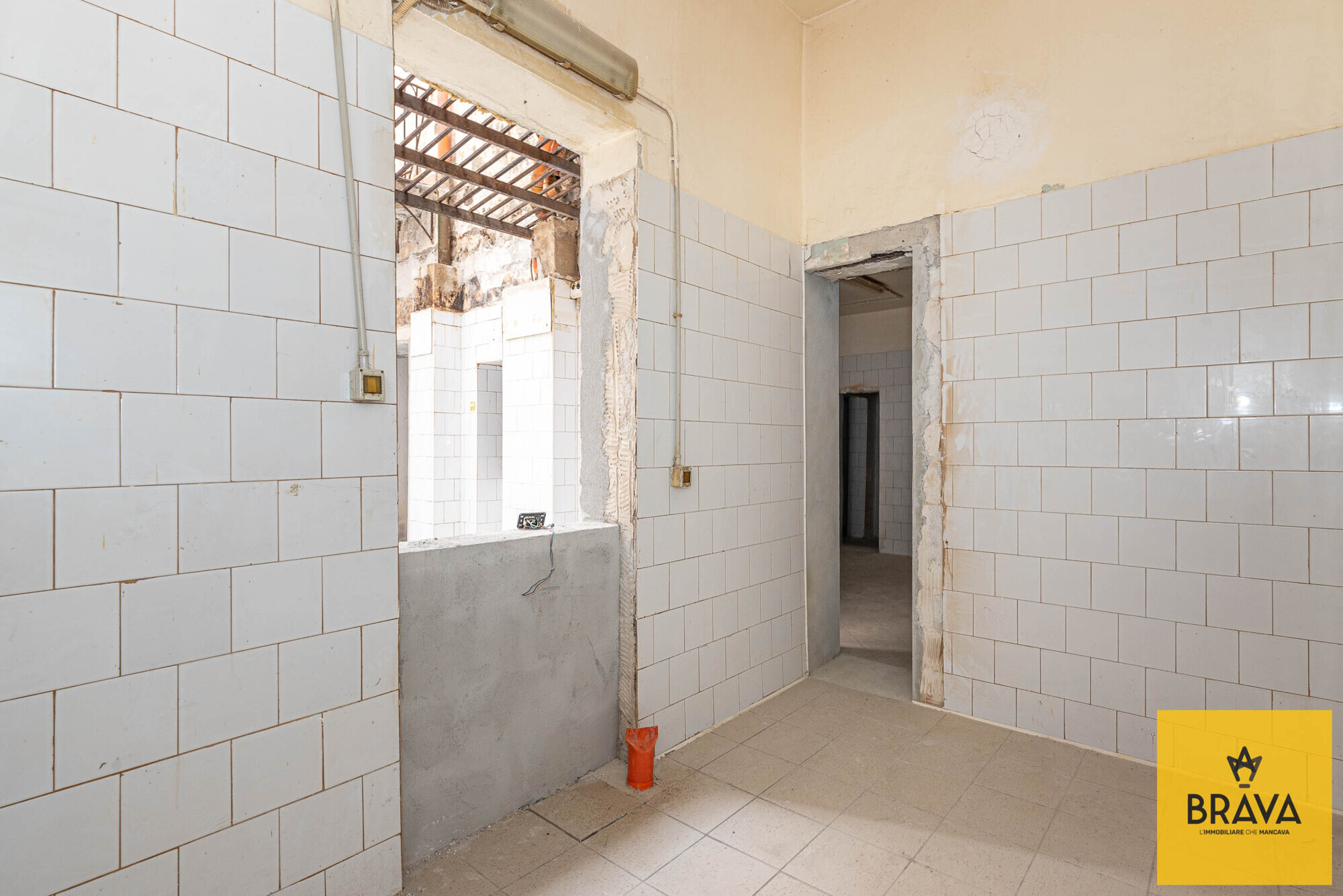 MAB 2025 - corso tukory 2008-212 BR LOGO-27C