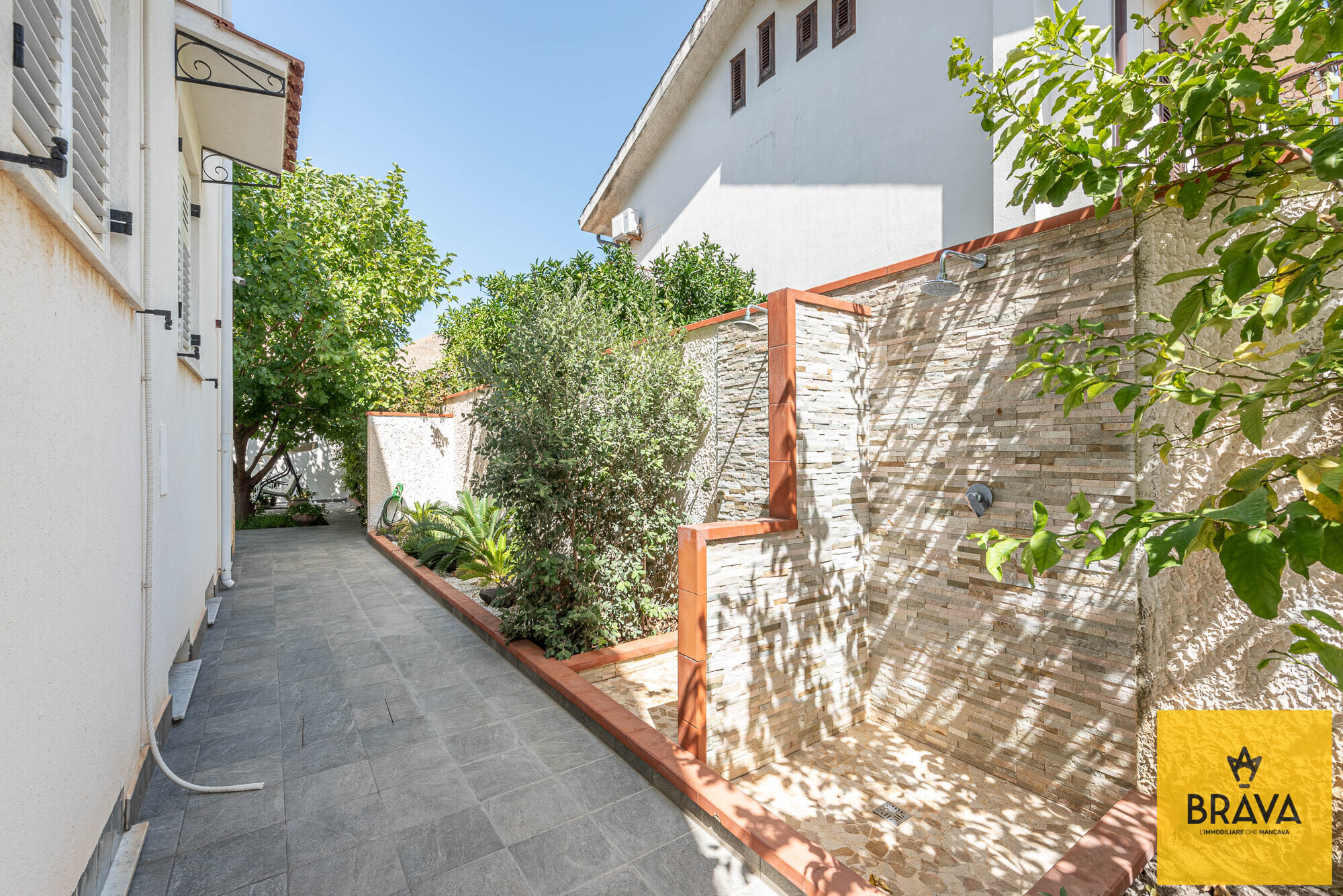 MAB 2025 - via antigone 74 BR-12