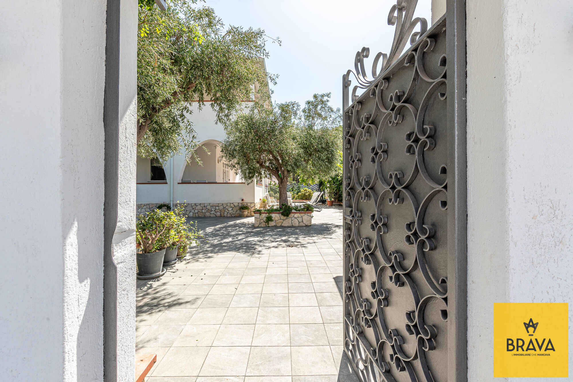 MAB 2025 - via antigone 74 BR-2