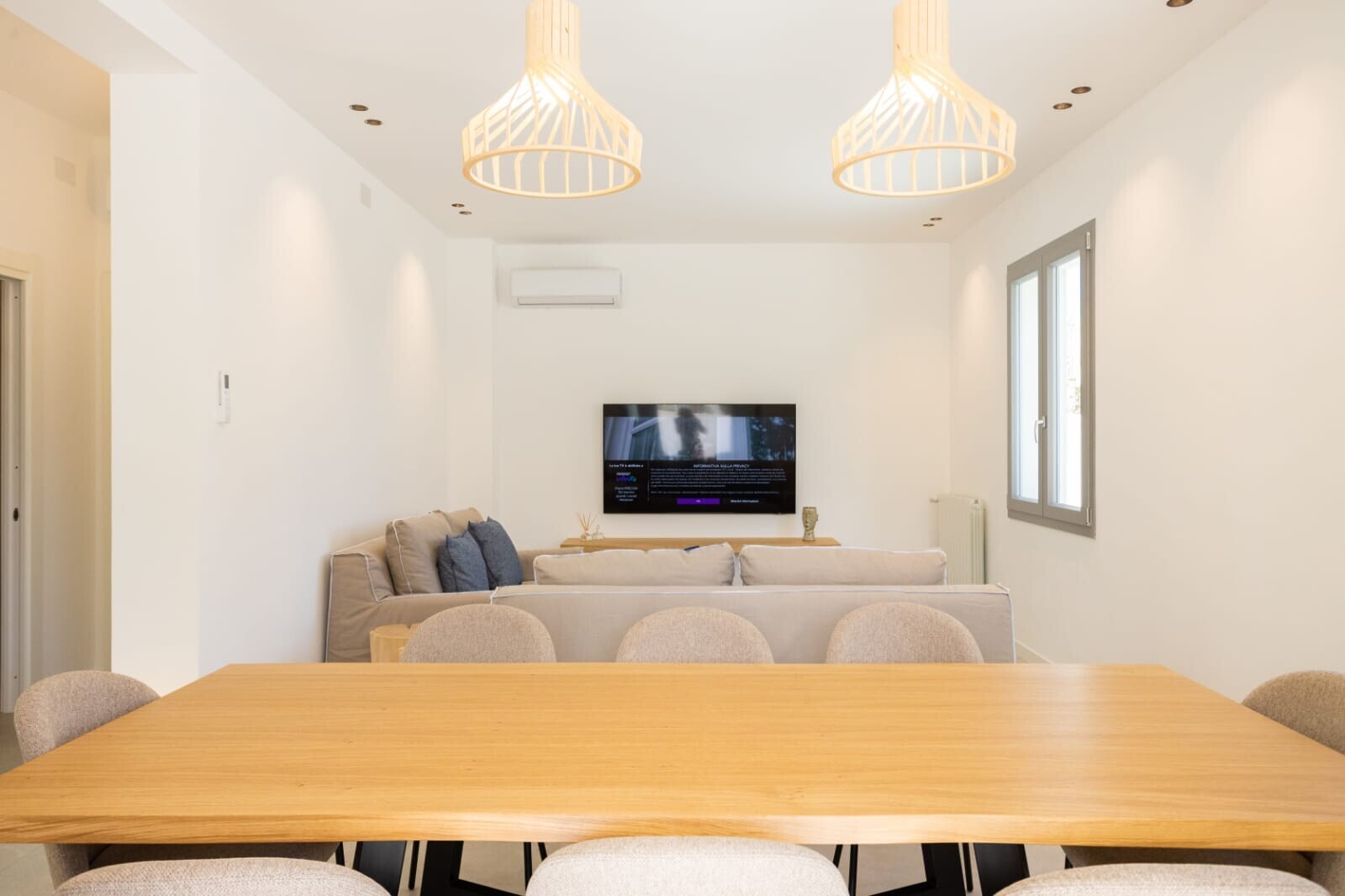 e9702688-f047-440a-8db5-daa4442c93a7