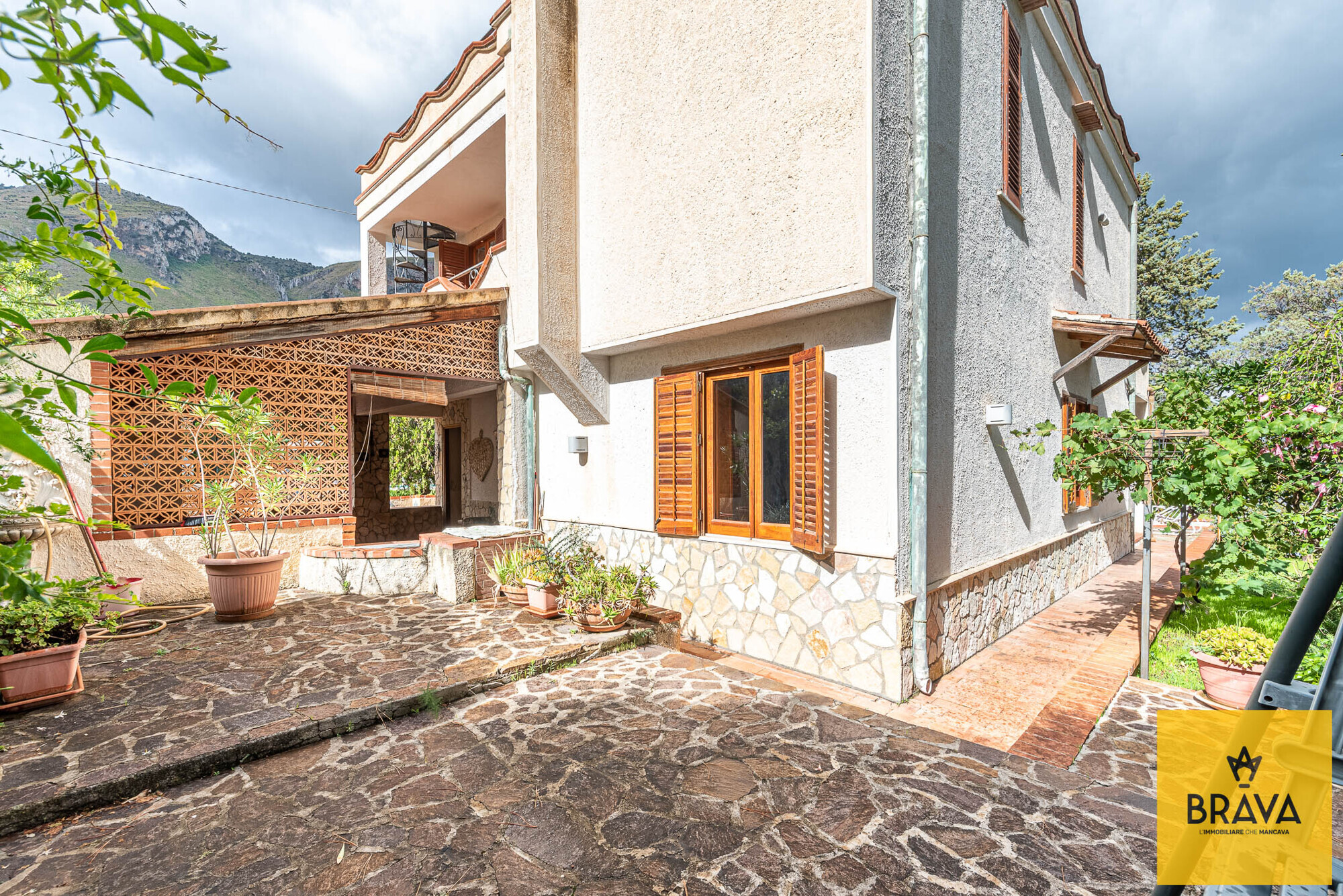 MAB 2025 - trabia BR LOGO-17