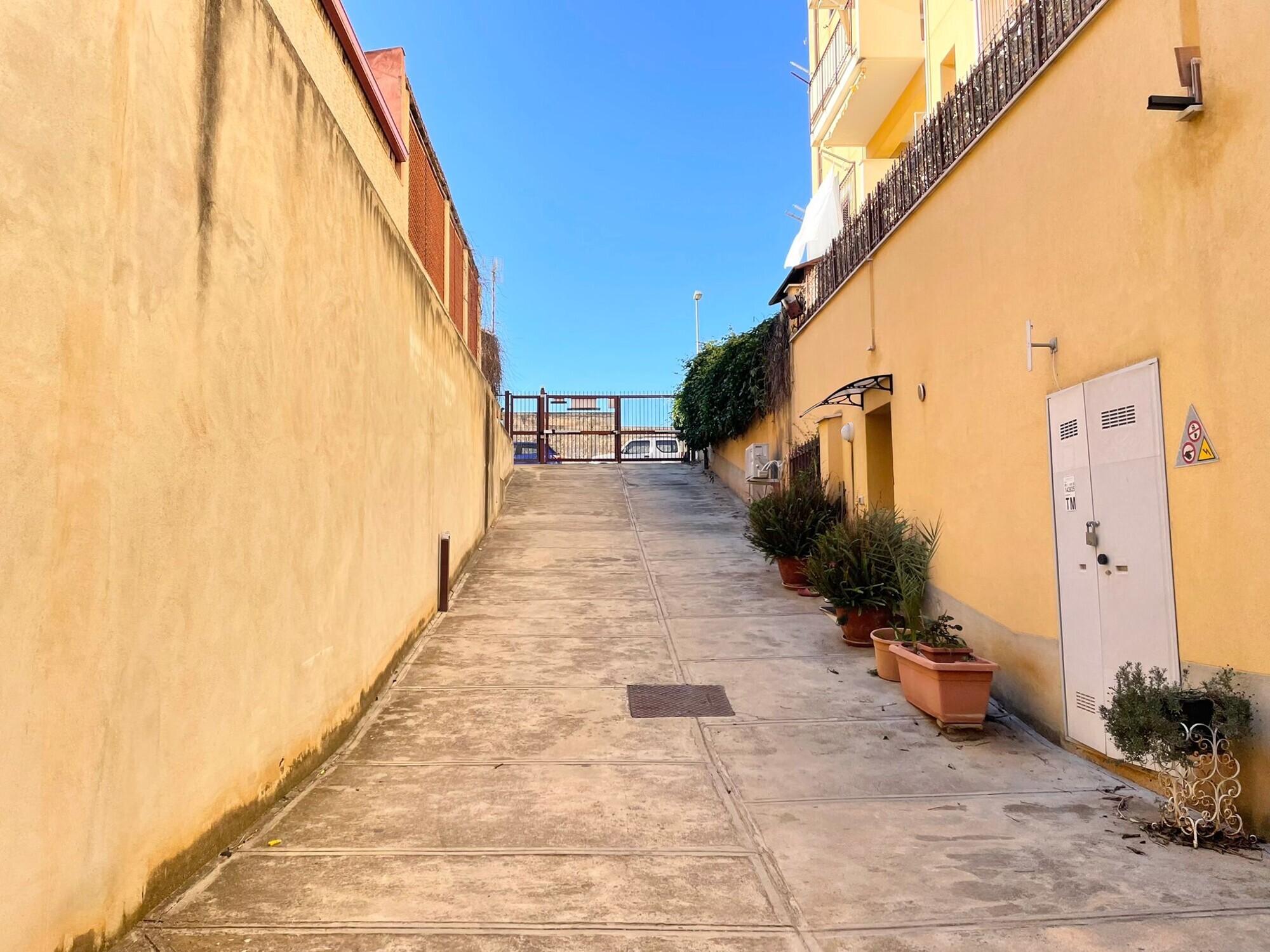 00bfae02-2672-4546-b719-ca120d93bd13