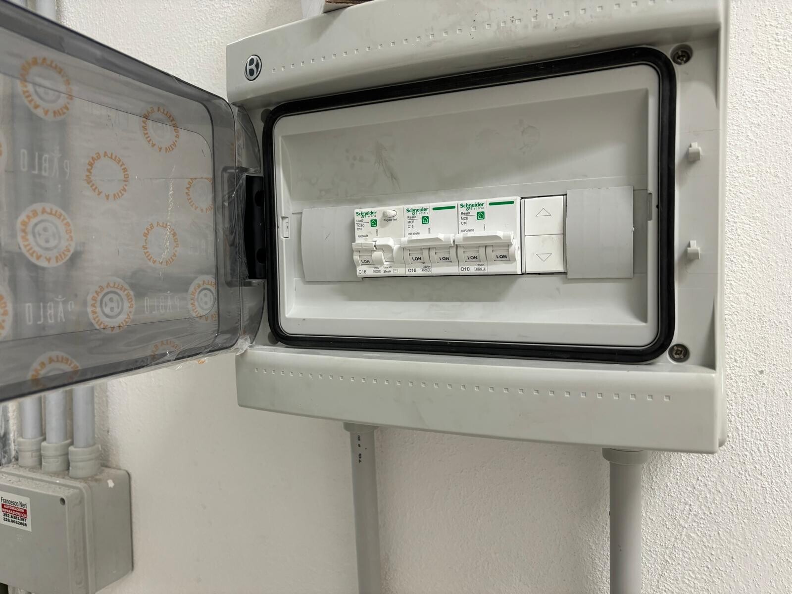 135c4905-9f76-43ff-b747-a9167224e406