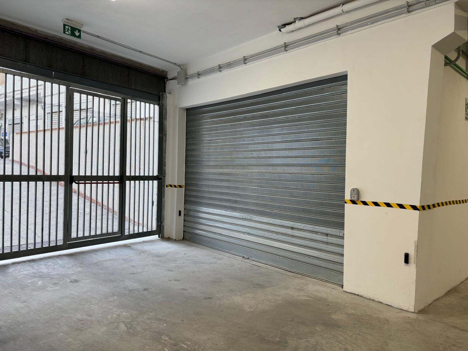 6b294af0-3308-49ec-926b-5feac63b5573