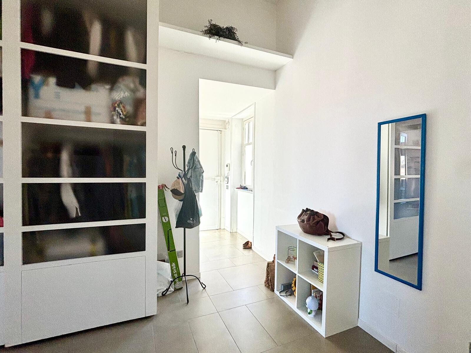 99fb9625-12d1-4d22-81cb-e94a444d4fee