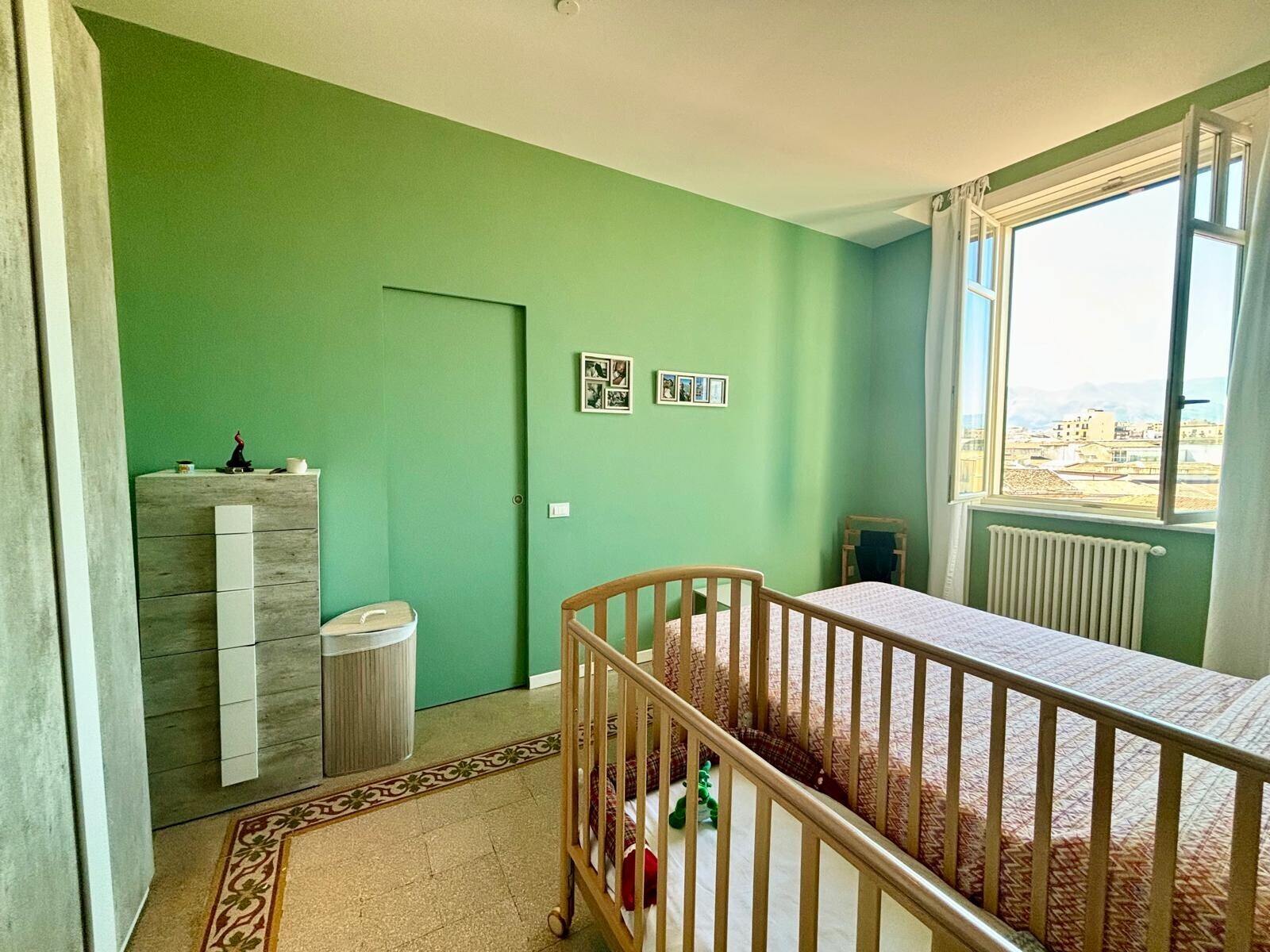 16ab5622-ca2a-40fe-a159-ca01776f6912