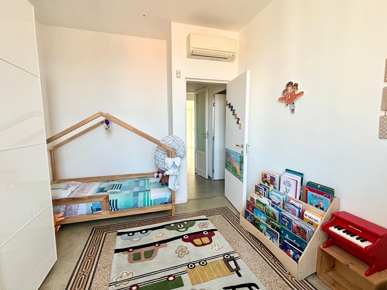 febc12ff-7b23-4932-a5b1-2fe7adb78014