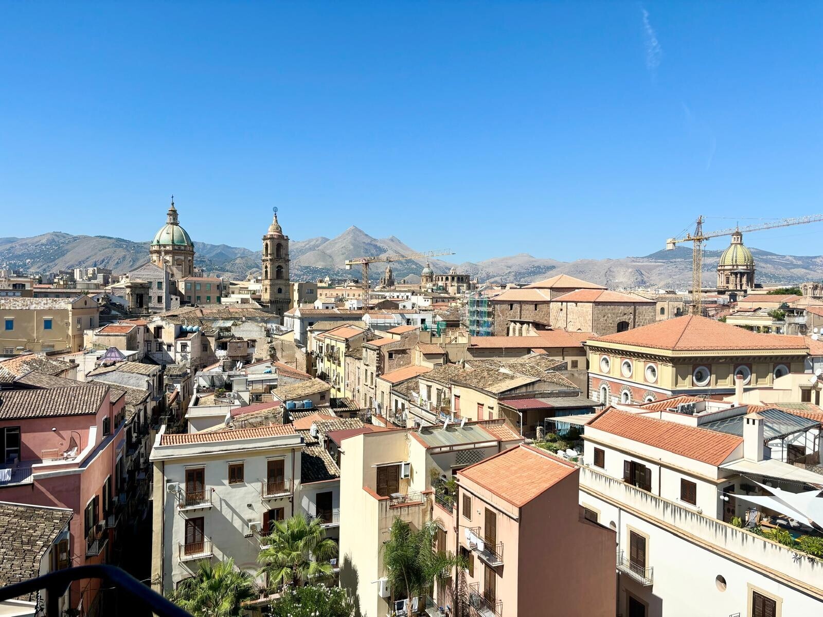 1b9df089-631b-4d04-a8e0-75c251e23008