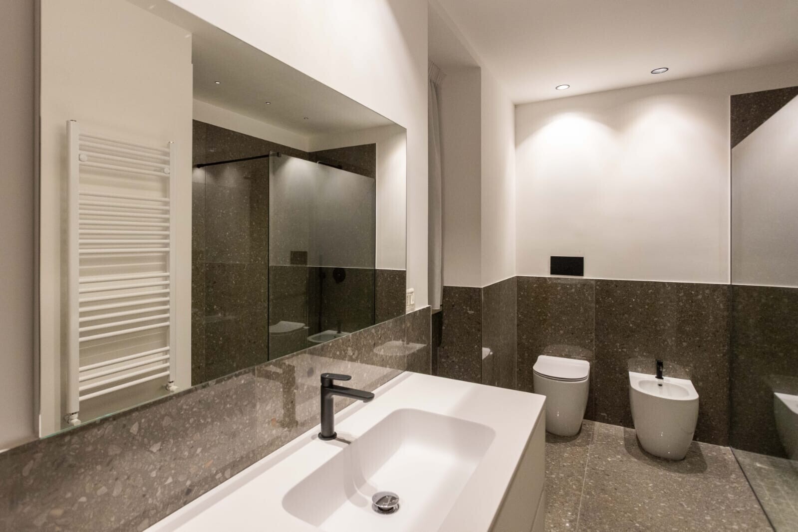 f47bb2f7-beca-41bc-93f4-2a7ea6f78fbd