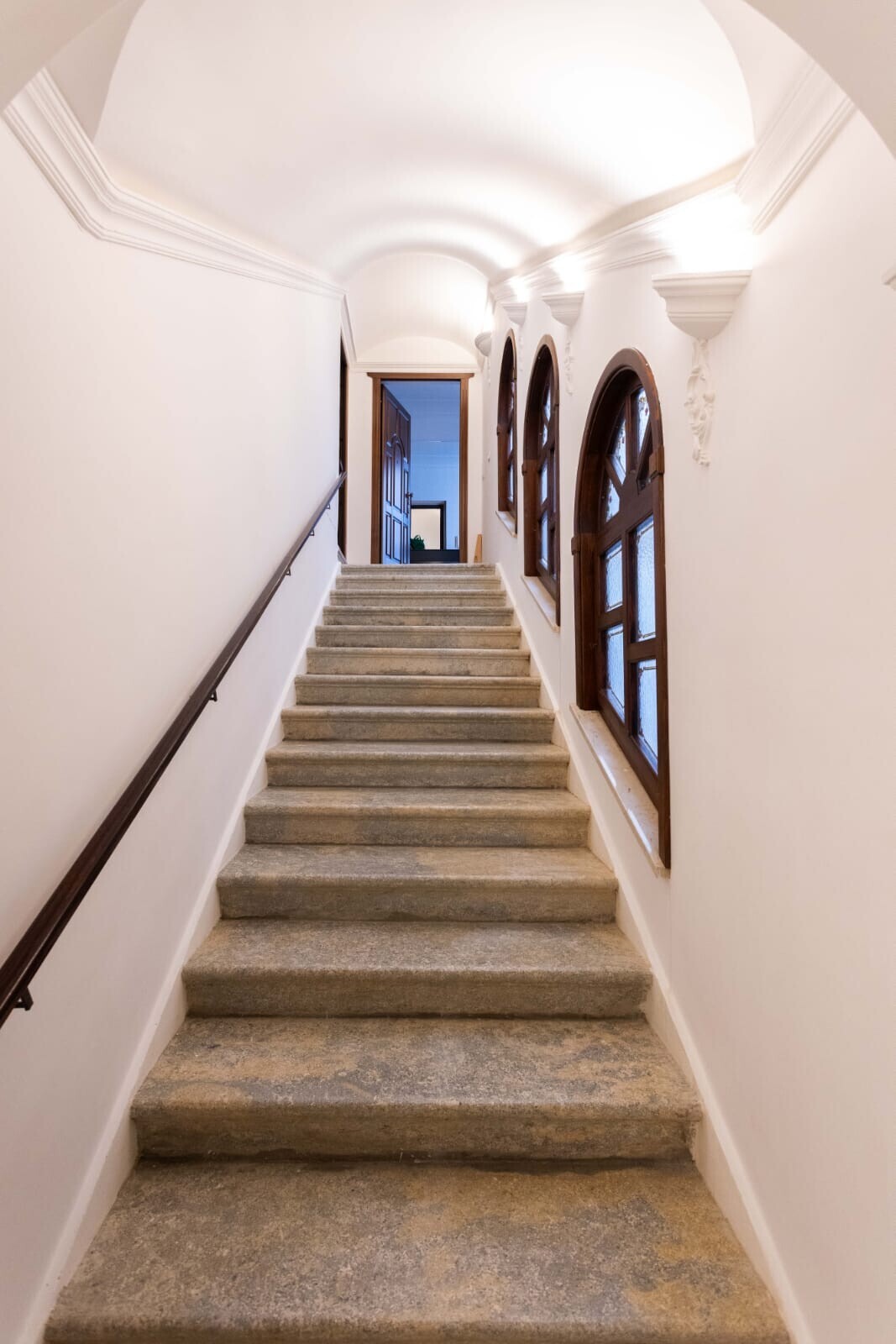 7eaec5da-93e7-4a76-92e8-a2c9aac718dc