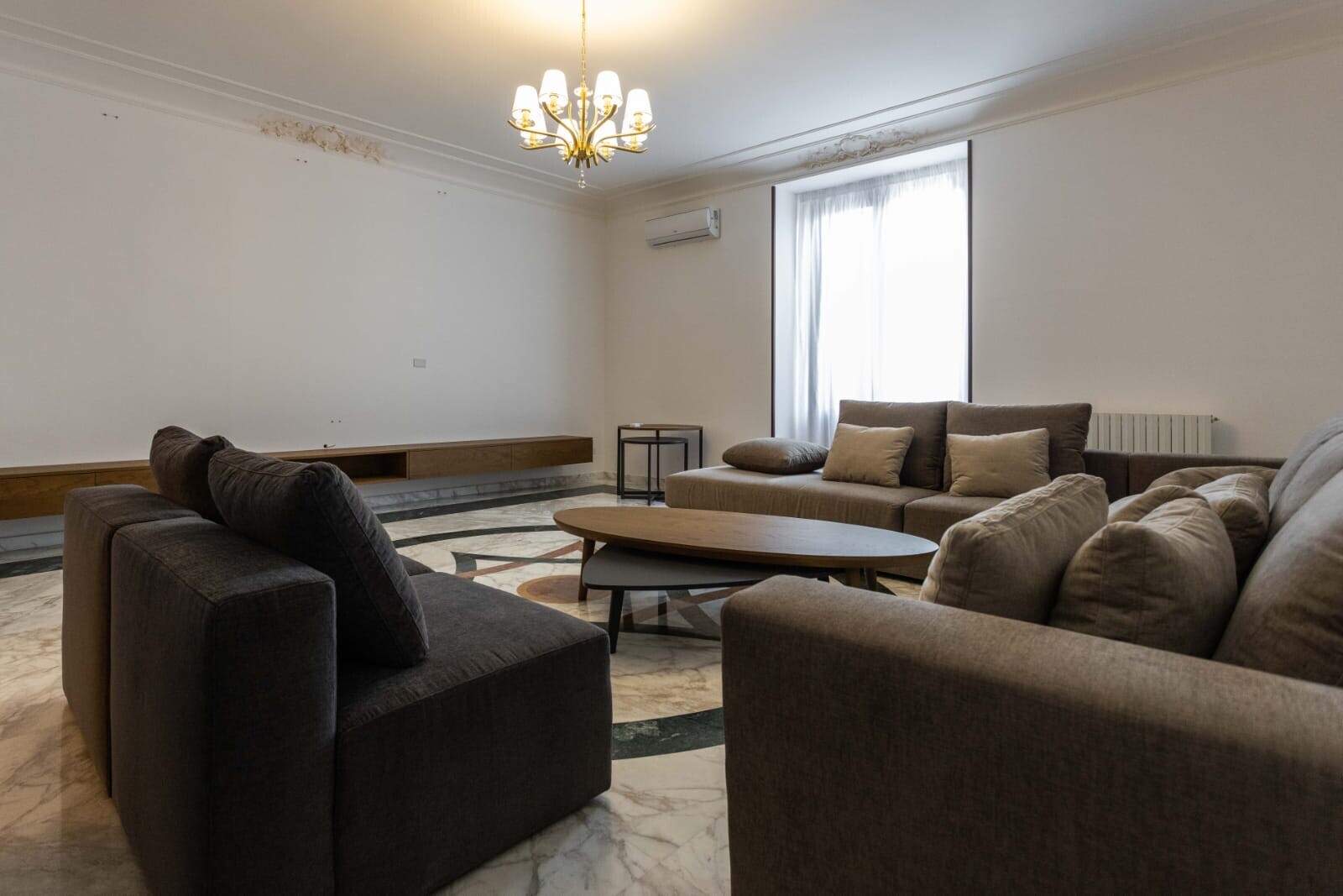 9a118367-56b1-4ade-a494-5b46413bd026