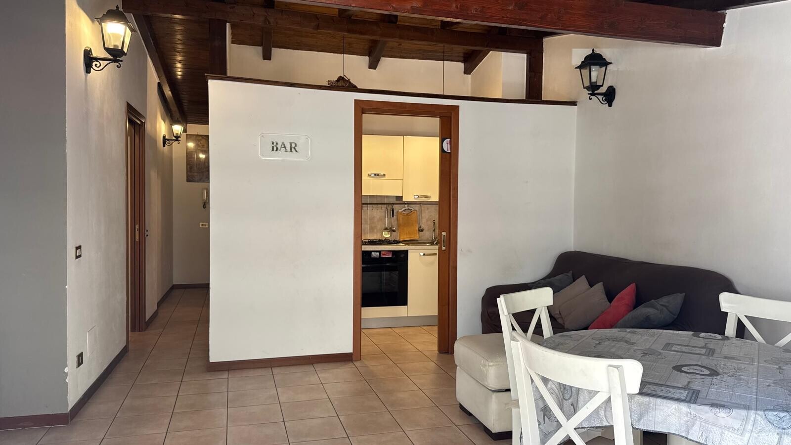 b4dc6dec-54d9-4c83-a06e-ed2469b2be21