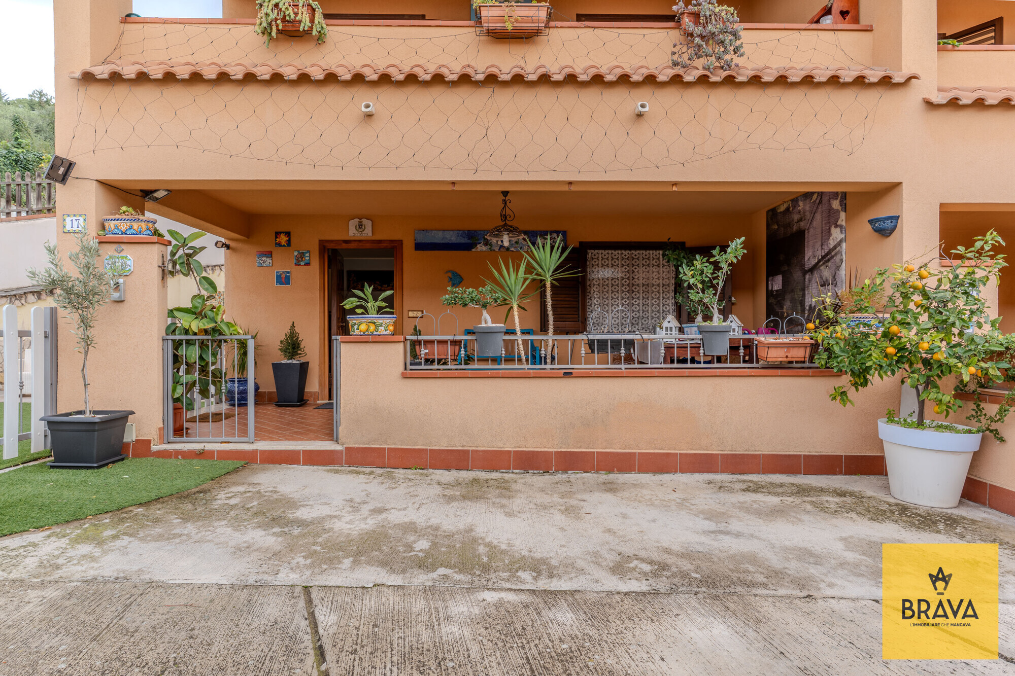 L.A.C. Via Baracca, 144-04