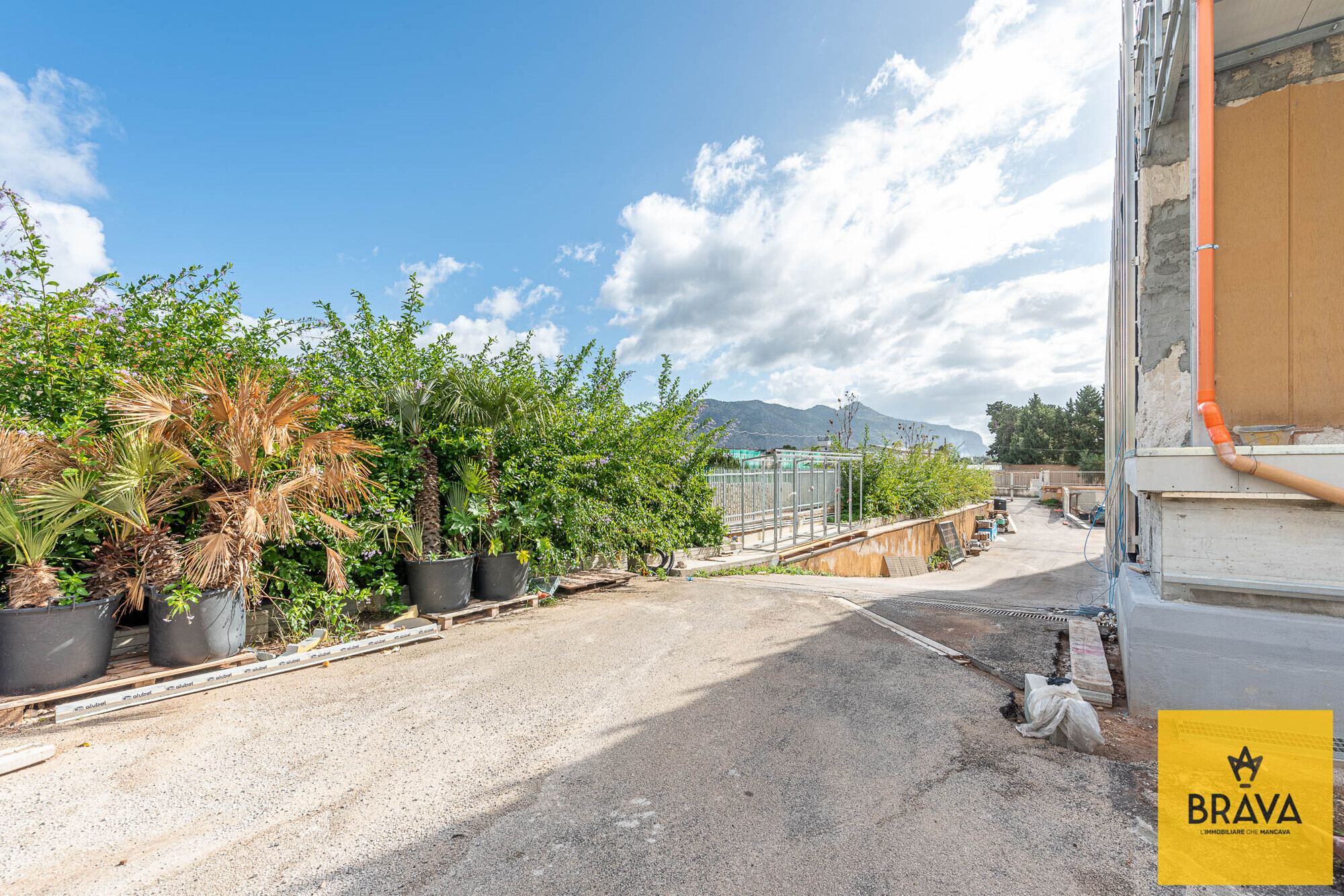 MAB 2025 - viale aiace 126 BR LOGO-9