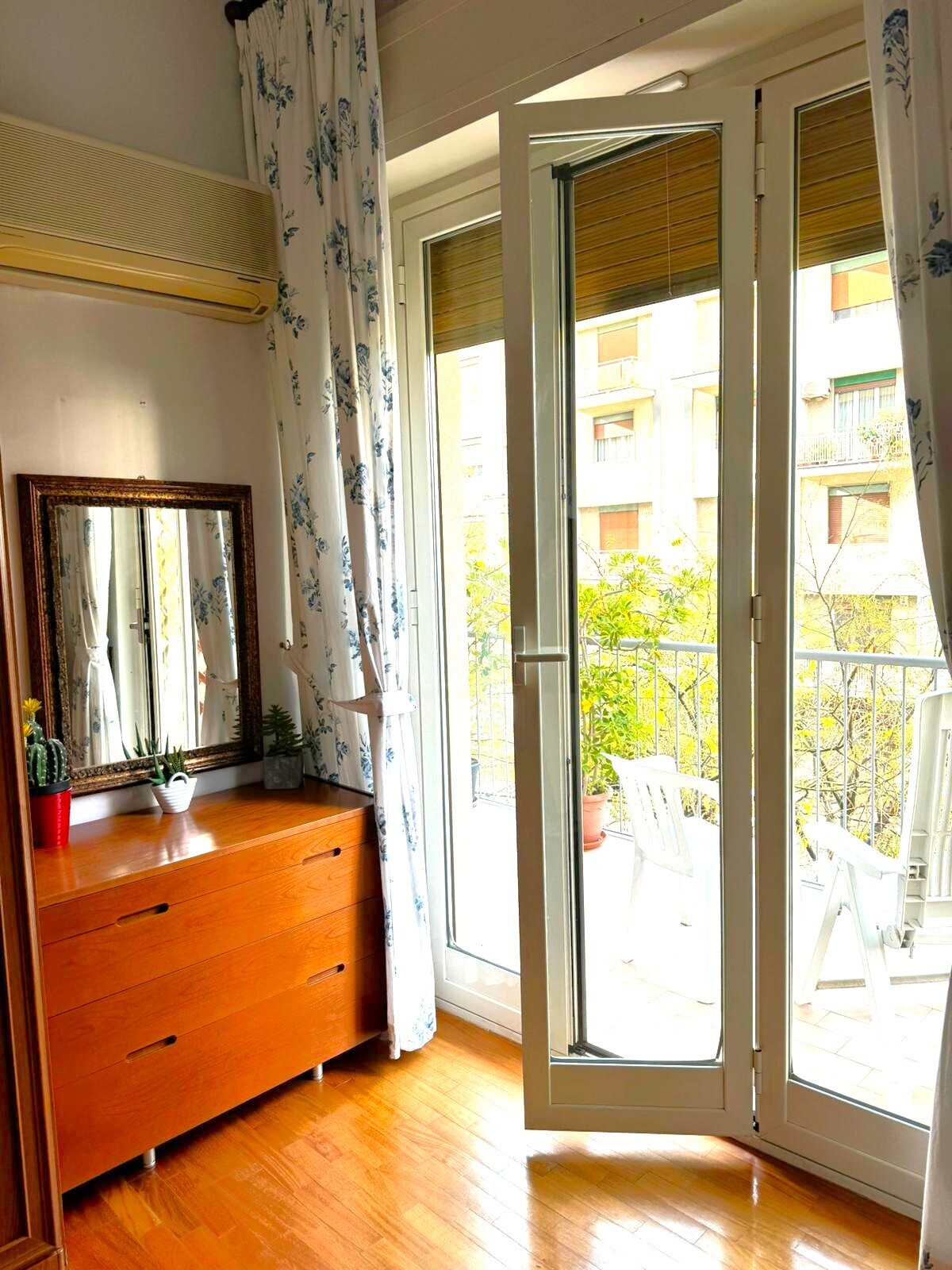 WhatsApp Image 2025-11-03 at 11.57.01