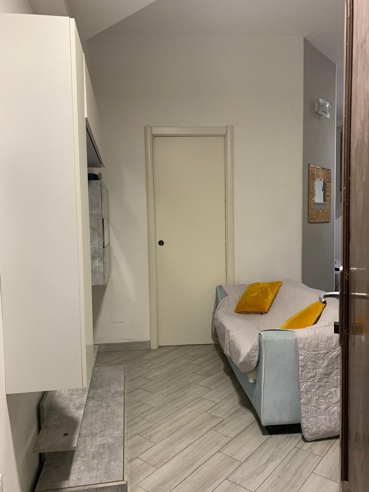 WhatsApp Image 2025-11-25 at 08.37.58